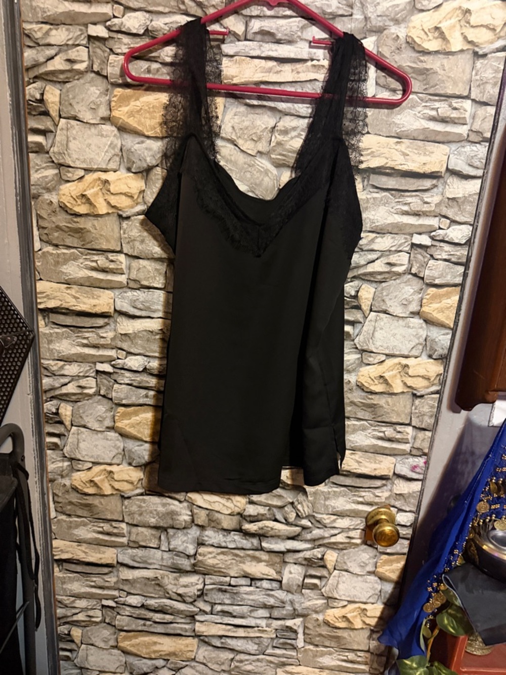 Black Lace-Trim Sleeveless Cami Top